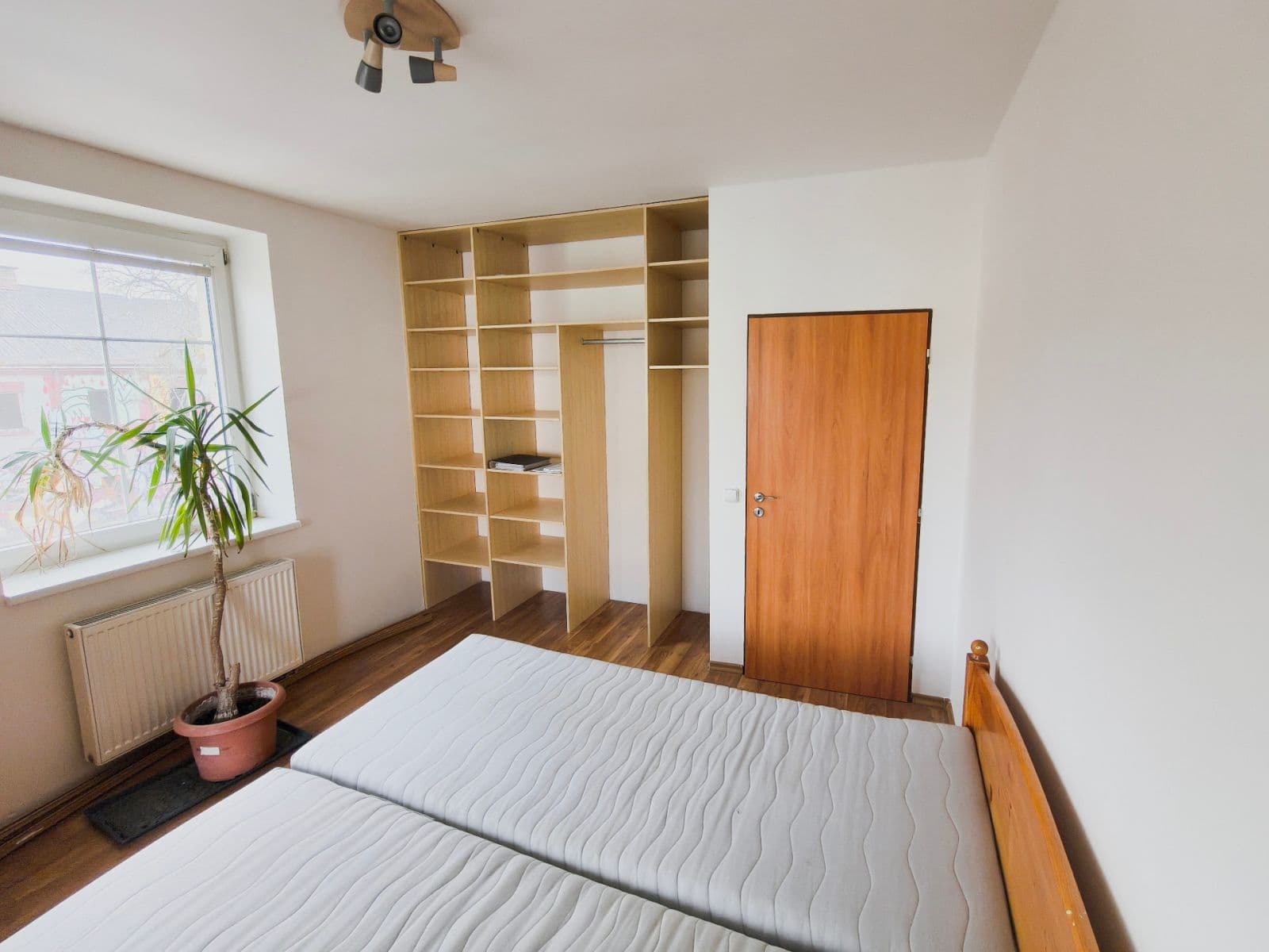 Prodej bytu 3+kk 86 m², Kaštanová, Milovice, Středočeský kraj Prodej bytu 3+kk 86 m², Kaštanová, Milovice, Středočeský kraj