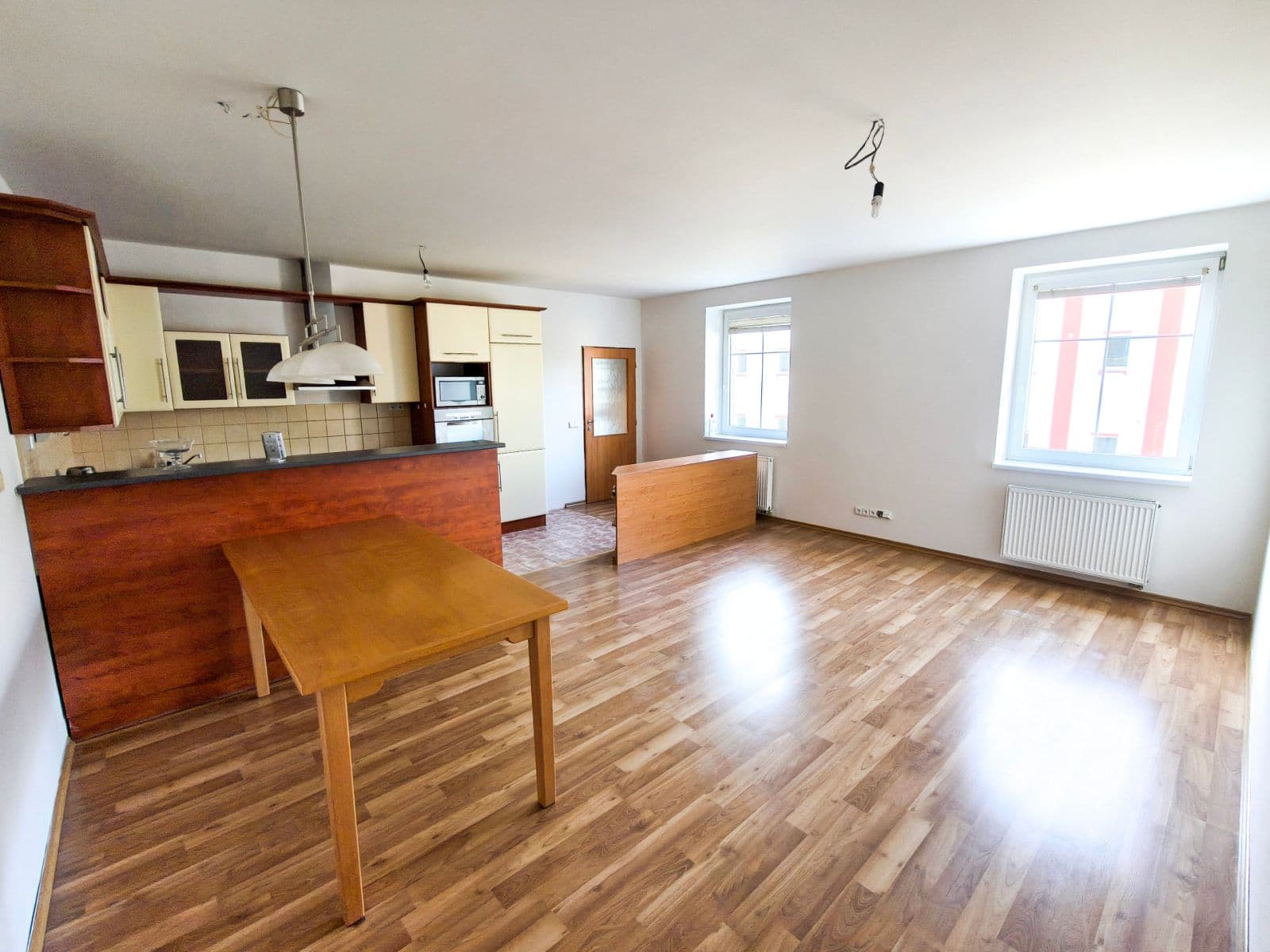 Prodej bytu 3+kk 86 m², Kaštanová, Milovice, Středočeský kraj Prodej bytu 3+kk 86 m², Kaštanová, Milovice, Středočeský kraj