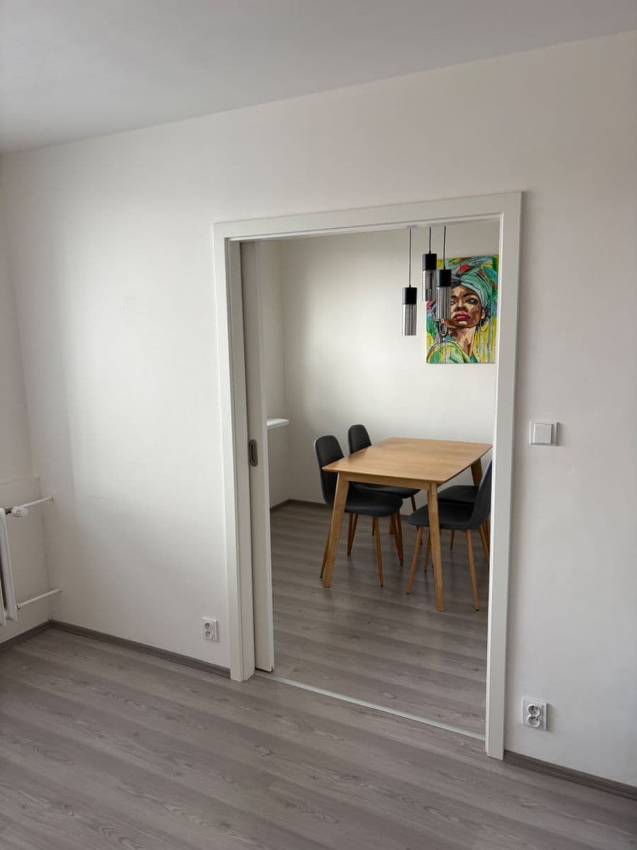 Pronájem bytu 3+1 73 m², Lovosická, Praha, Praha Pronájem bytu 3+1 73 m², Lovosická, Praha, Praha
