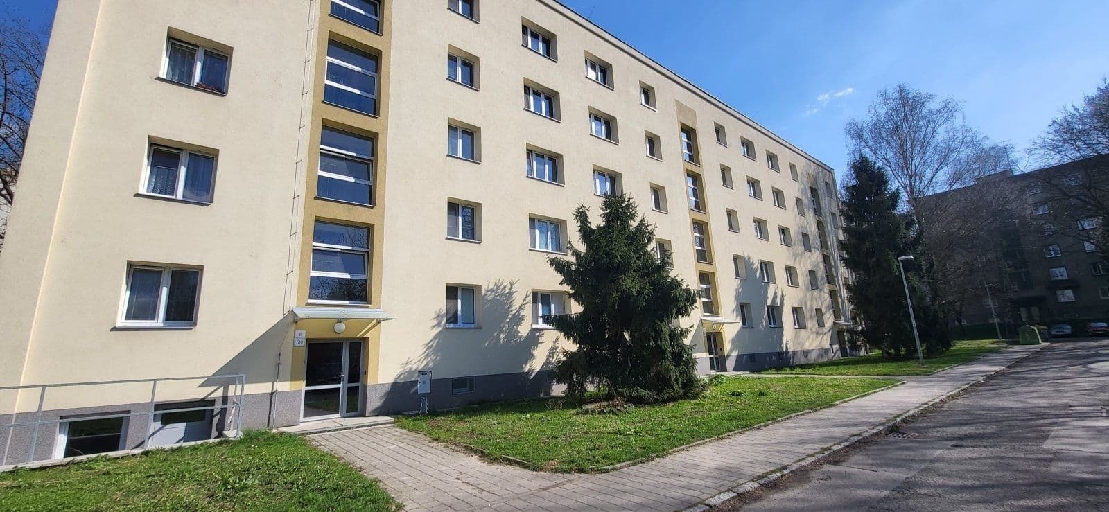 Pronájem bytu 1+1 35 m², Resslova, Havířov, Moravskoslezský kraj Pronájem bytu 1+1 35 m², Resslova, Havířov, Moravskoslezský kraj