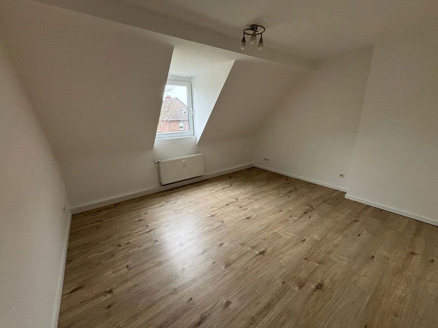 Pronájem bytu 3+1 53 m², Bottrop, Severní Porýní-Vestfálsko Pronájem bytu 3+1 53 m², Bottrop, Severní Porýní-Vestfálsko