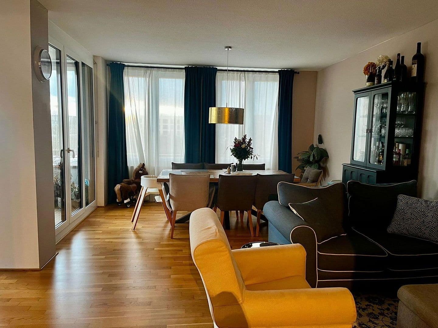 Pronájem bytu 4+1 107 m², Wilhelm-Theodor-Roemheldstrasse, Mainz, Porýní-Falc Pronájem bytu 4+1 107 m², Wilhelm-Theodor-Roemheldstrasse, Mainz, Porýní-Falc