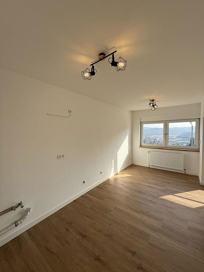 Prodej bytu 2+kk 72 m², Siegen, Severní Porýní-Vestfálsko Prodej bytu 2+kk 72 m², Siegen, Severní Porýní-Vestfálsko