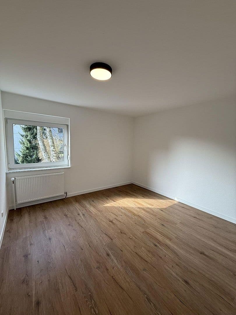 Prodej bytu 2+kk 72 m², Siegen, Severní Porýní-Vestfálsko Prodej bytu 2+kk 72 m², Siegen, Severní Porýní-Vestfálsko