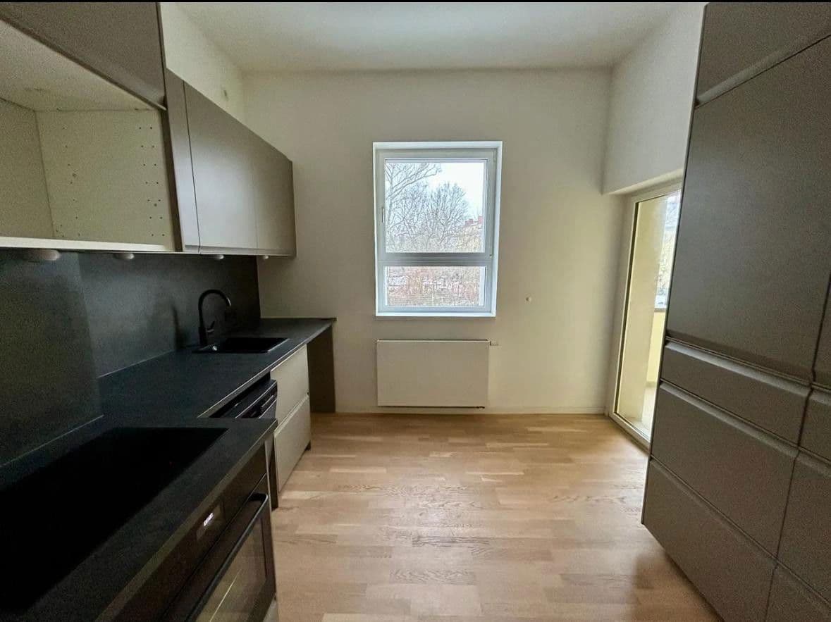 Pronájem bytu 2+kk 69 m², Berlin, Berlín Pronájem bytu 2+kk 69 m², Berlin, Berlín