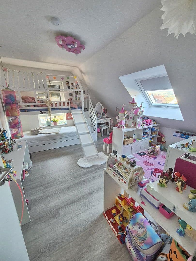 Pronájem bytu 4+1 129 m², Gelnhausen, Hessen Pronájem bytu 4+1 129 m², Gelnhausen, Hessen