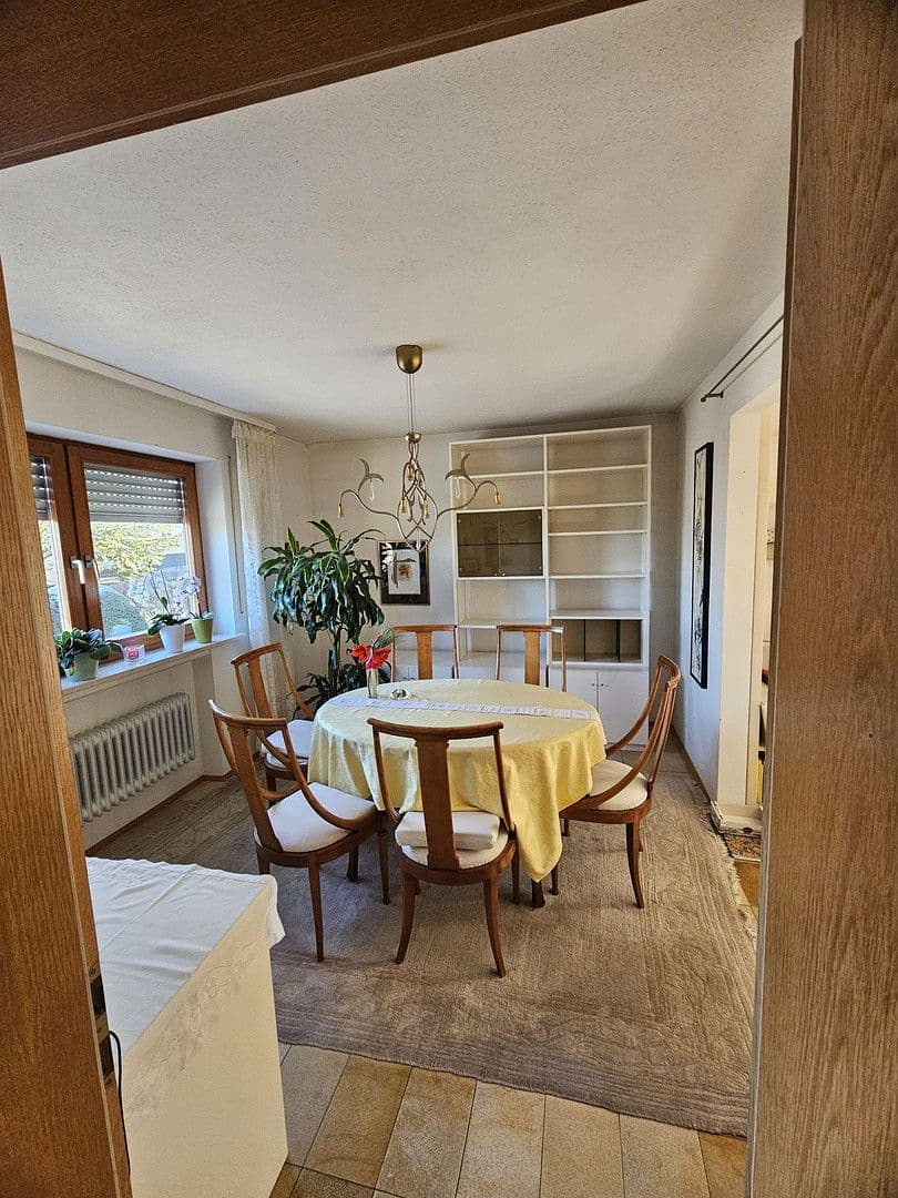 Prodej domu 128 m², pozemek 748 m², Brahmsweg 12, Herbrechtingen, Bádensko-Württembersko Prodej domu 128 m², pozemek 748 m², Brahmsweg 12, Herbrechtingen, Bádensko-Württembersko