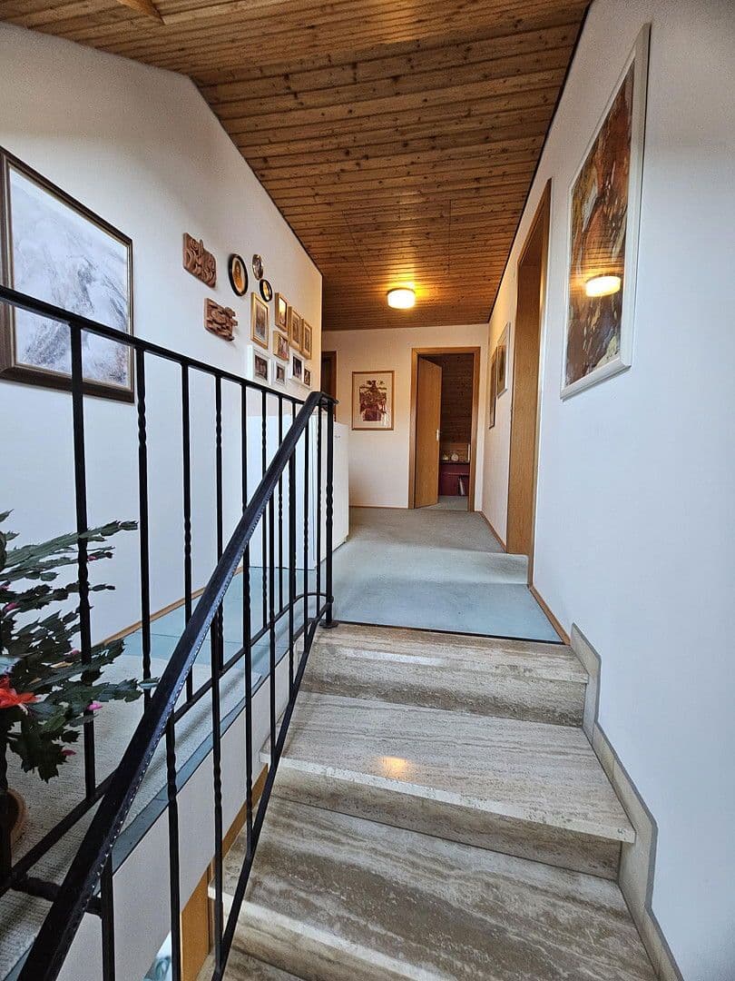 Prodej domu 128 m², pozemek 748 m², Brahmsweg 12, Herbrechtingen, Bádensko-Württembersko Prodej domu 128 m², pozemek 748 m², Brahmsweg 12, Herbrechtingen, Bádensko-Württembersko