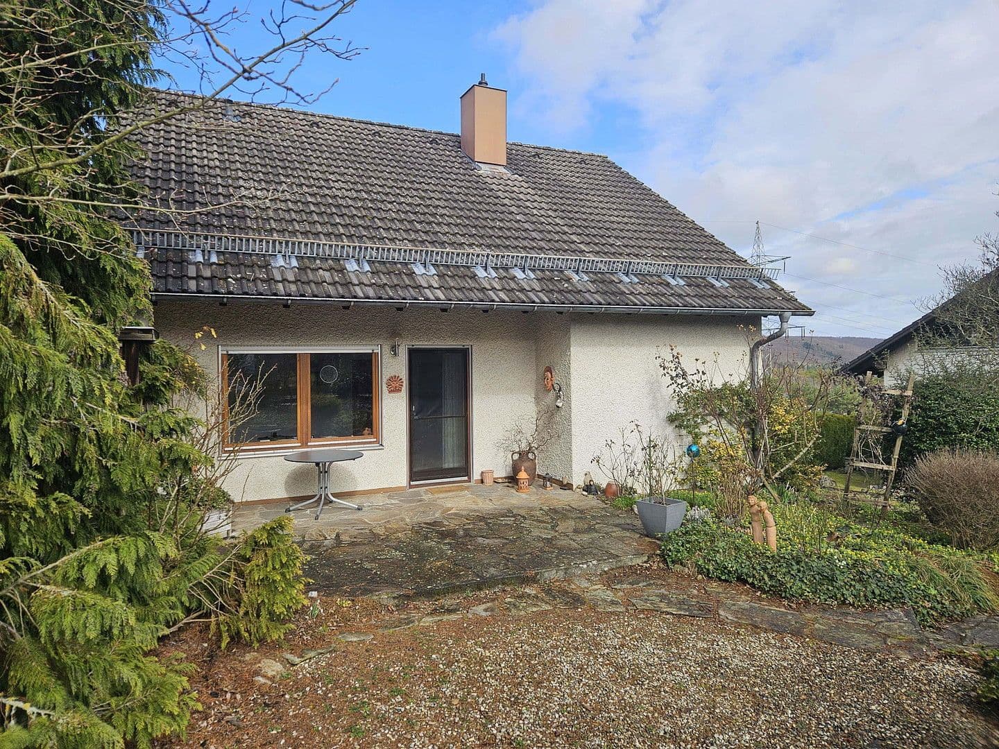 Prodej domu 128 m², pozemek 748 m², Brahmsweg 12, Herbrechtingen, Bádensko-Württembersko Prodej domu 128 m², pozemek 748 m², Brahmsweg 12, Herbrechtingen, Bádensko-Württembersko