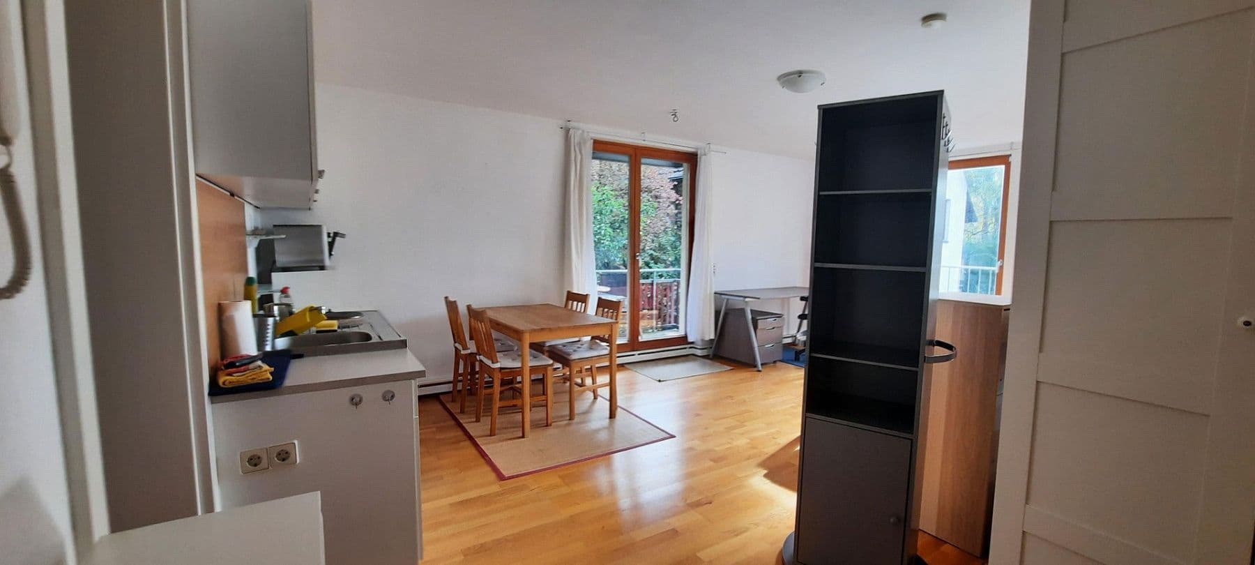 Pronájem bytu 1+1 35 m², Stuttgart, Bádensko-Württembersko Pronájem bytu 1+1 35 m², Stuttgart, Bádensko-Württembersko