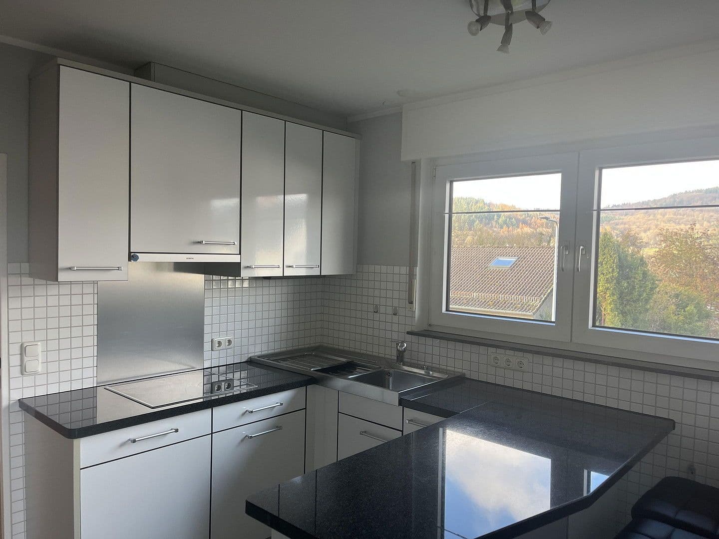 Pronájem bytu 3+1 130 m², Kelkheim (Taunus), Hessen Pronájem bytu 3+1 130 m², Kelkheim (Taunus), Hessen