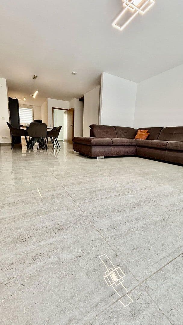 Prodej domu 145 m², pozemek 232 m², Neckarsteinach, Hessen Prodej domu 145 m², pozemek 232 m², Neckarsteinach, Hessen