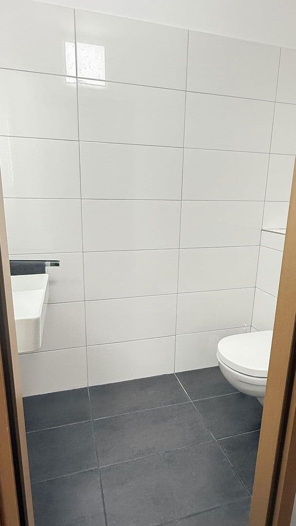 Prodej domu 145 m², pozemek 232 m², Neckarsteinach, Hessen Prodej domu 145 m², pozemek 232 m², Neckarsteinach, Hessen