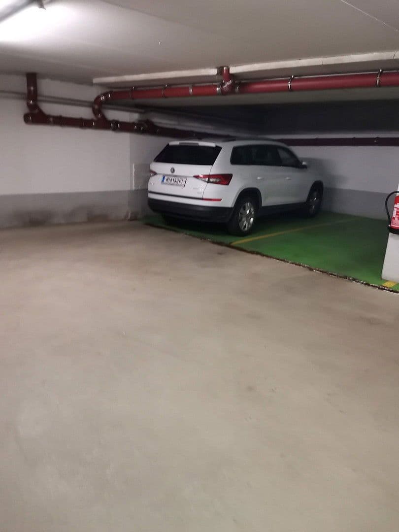 Pronájem garáže, Heiligenstädterstrasse, Wien, Wien Pronájem garáže, Heiligenstädterstrasse, Wien, Wien