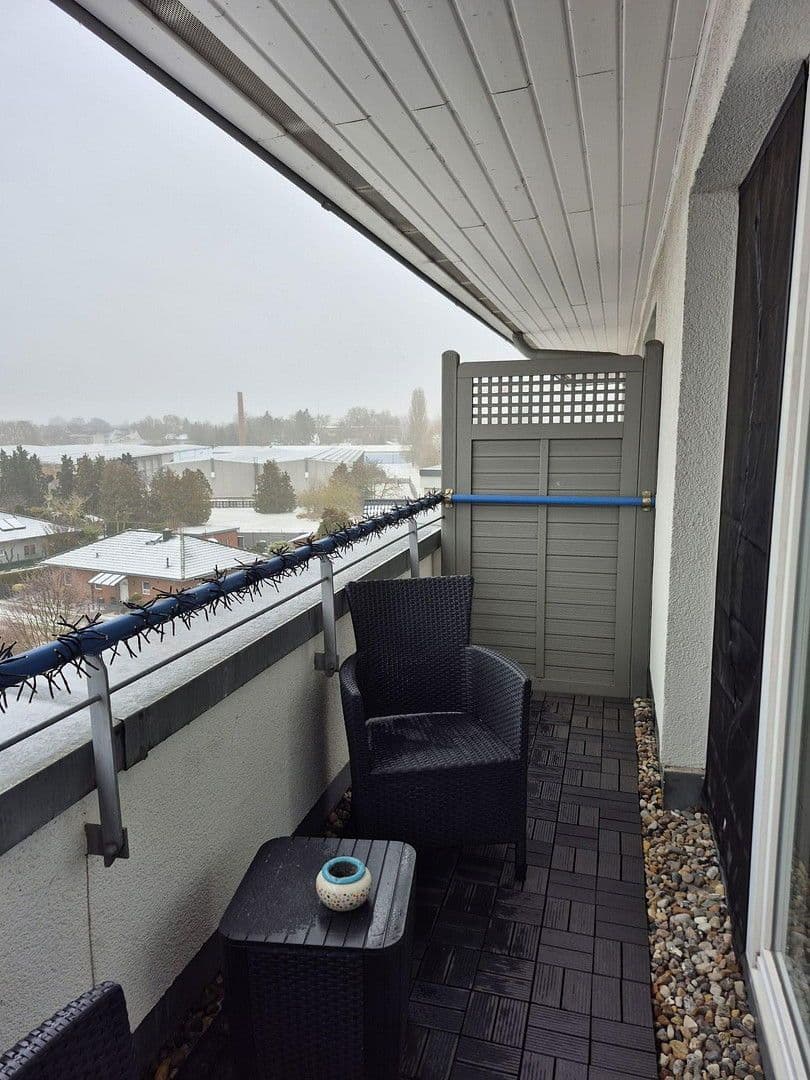 Pronájem bytu 2+1 58 m², Bauernfeldallee 17, Nauen, Braniborsko Pronájem bytu 2+1 58 m², Bauernfeldallee 17, Nauen, Braniborsko