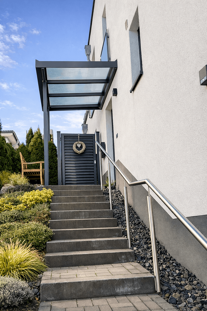 Pronájem domu 180 m², pozemek 393 m², Linec nad Rýnem, Porýní-Falc Pronájem domu 180 m², pozemek 393 m², Linec nad Rýnem, Porýní-Falc