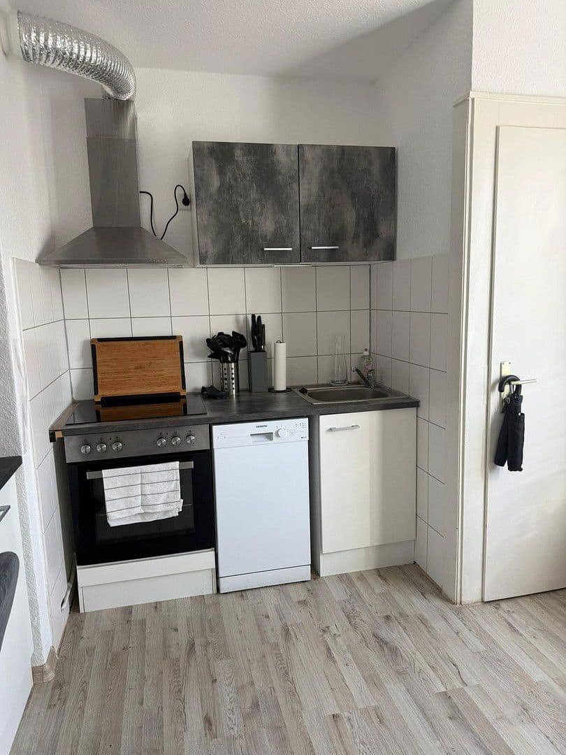 Pronájem bytu 3+1 75 m², Billerbecker Straße 51, Einbeck, Dolní Sasko Pronájem bytu 3+1 75 m², Billerbecker Straße 51, Einbeck, Dolní Sasko