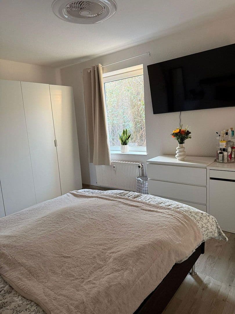 Pronájem bytu 3+1 75 m², Billerbecker Straße 51, Einbeck, Dolní Sasko Pronájem bytu 3+1 75 m², Billerbecker Straße 51, Einbeck, Dolní Sasko