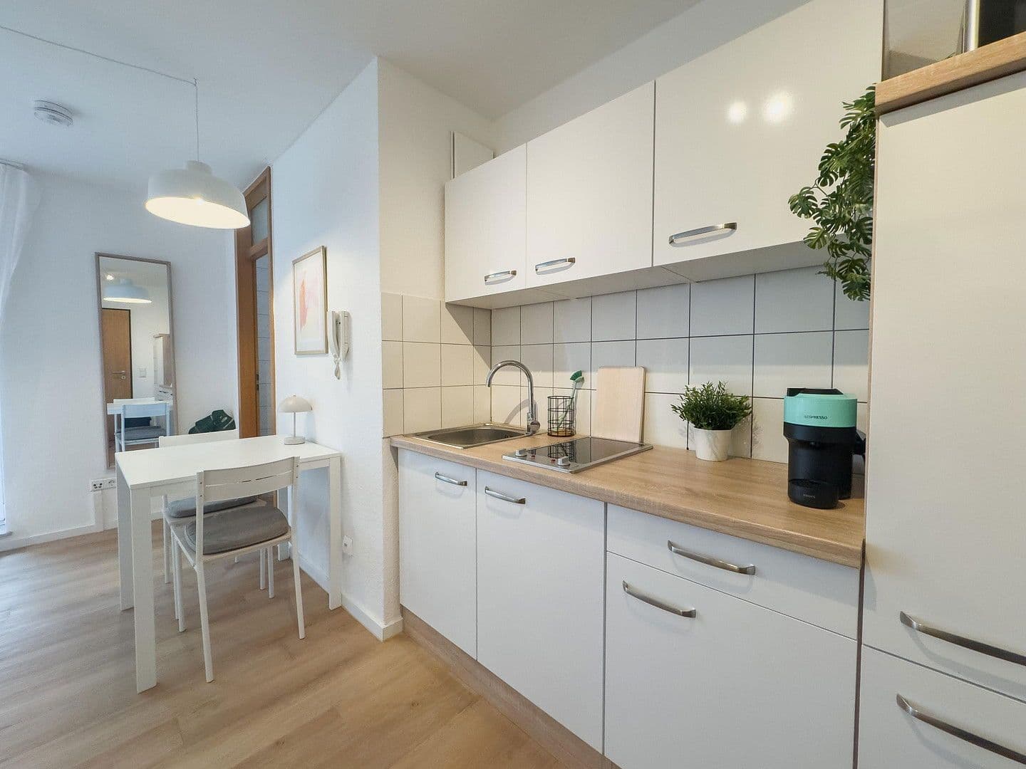 Prodej bytu 1+kk 24 m², Heidelberg, Bádensko-Württembersko Prodej bytu 1+kk 24 m², Heidelberg, Bádensko-Württembersko