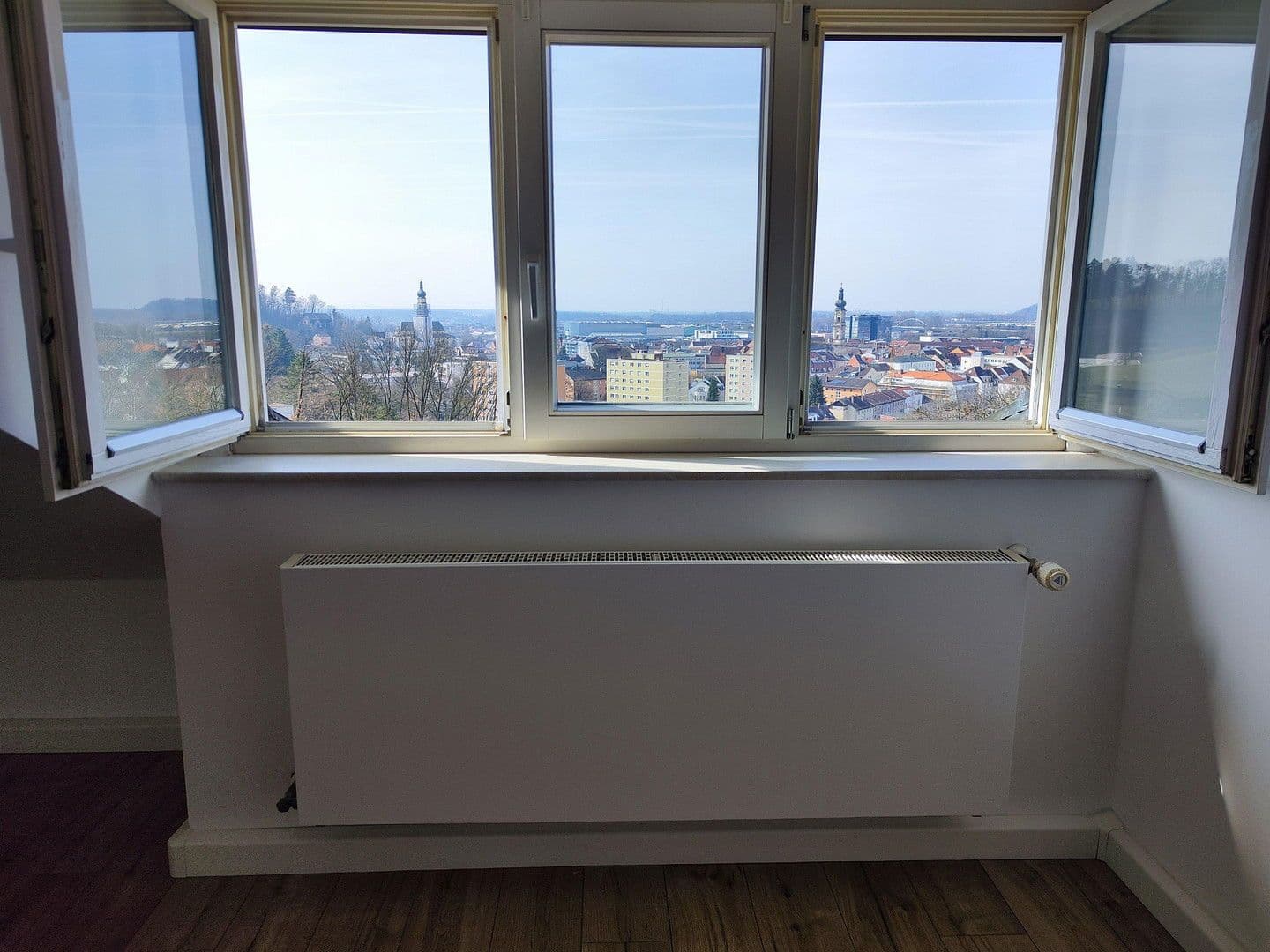 Prodej bytu 2+1 60 m², Adalbert-Stifter-Str. 1, Deggendorf, Bavorsko Prodej bytu 2+1 60 m², Adalbert-Stifter-Str. 1, Deggendorf, Bavorsko