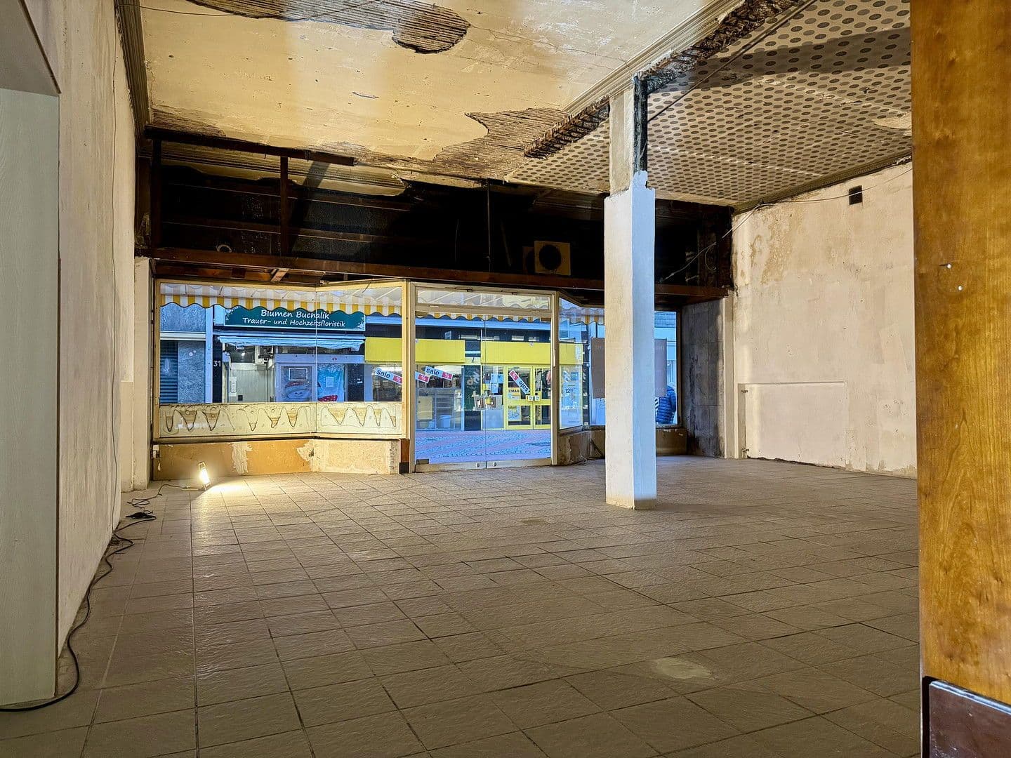 Pronájem nebytového prostoru 290 m², Bochumer Straße 36, Essen, Severní Porýní-Vestfálsko Pronájem nebytového prostoru 290 m², Bochumer Straße 36, Essen, Severní Porýní-Vestfálsko