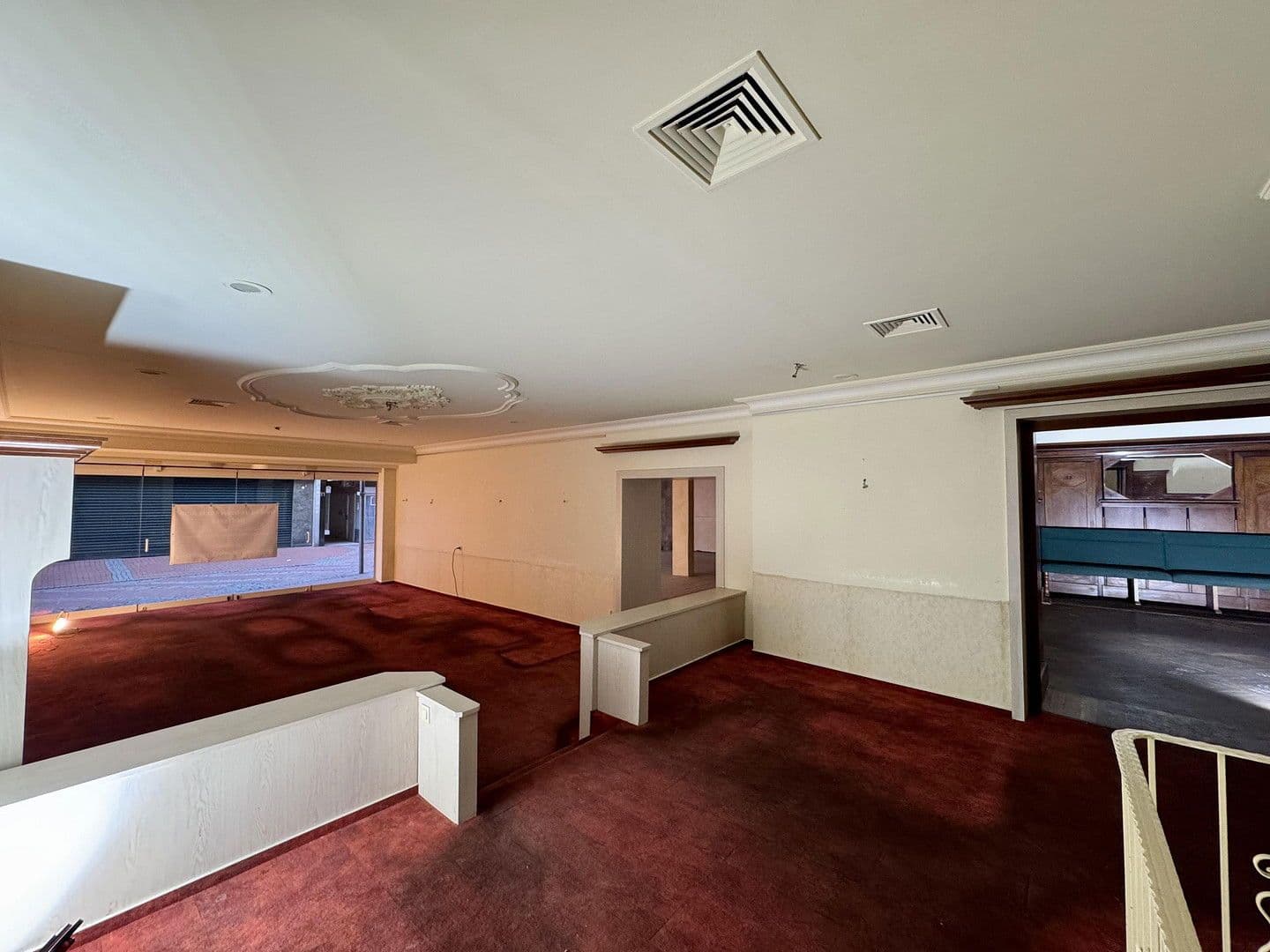 Pronájem nebytového prostoru 290 m², Bochumer Straße 36, Essen, Severní Porýní-Vestfálsko Pronájem nebytového prostoru 290 m², Bochumer Straße 36, Essen, Severní Porýní-Vestfálsko