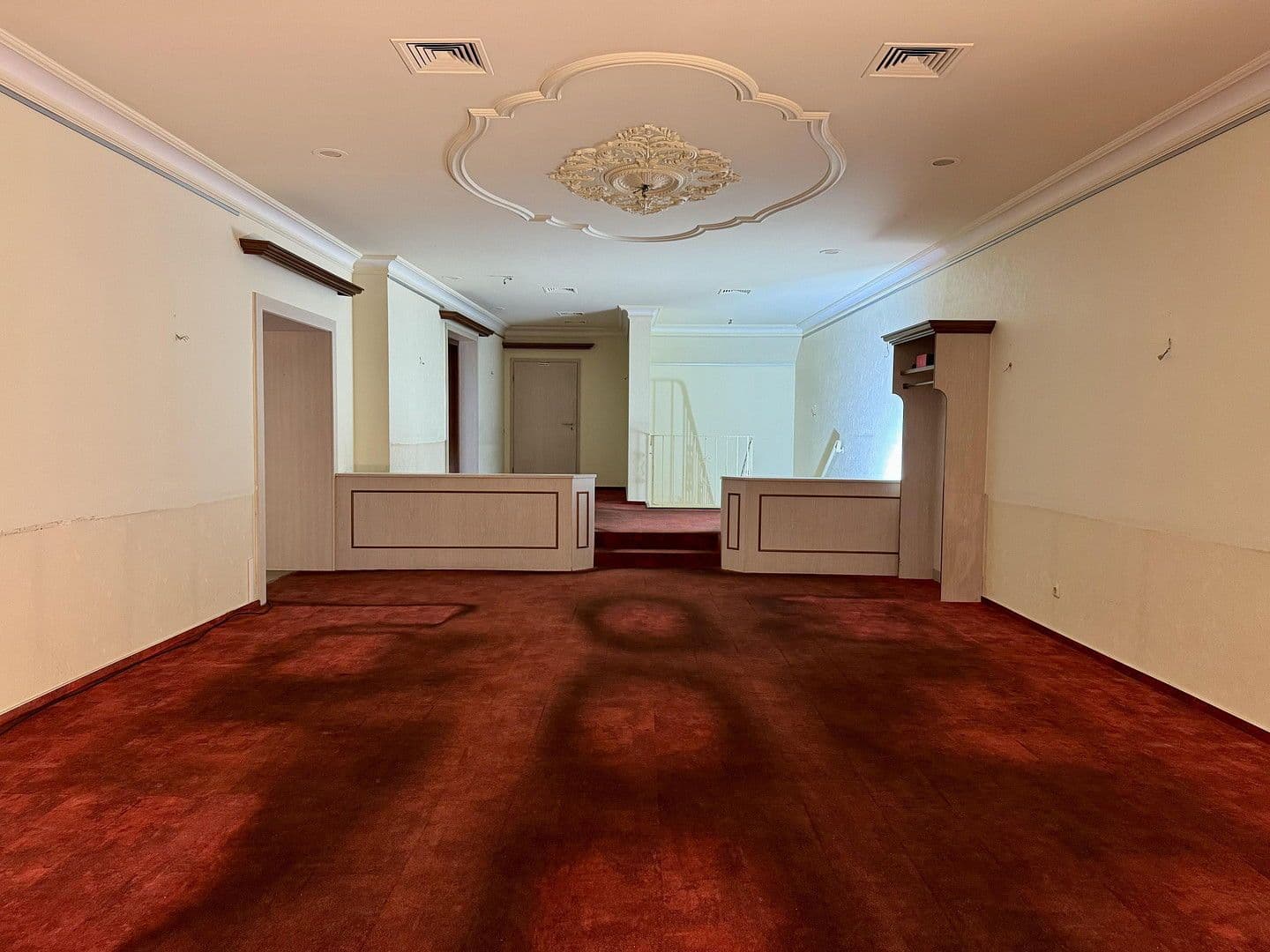 Pronájem nebytového prostoru 290 m², Bochumer Straße 36, Essen, Severní Porýní-Vestfálsko Pronájem nebytového prostoru 290 m², Bochumer Straße 36, Essen, Severní Porýní-Vestfálsko