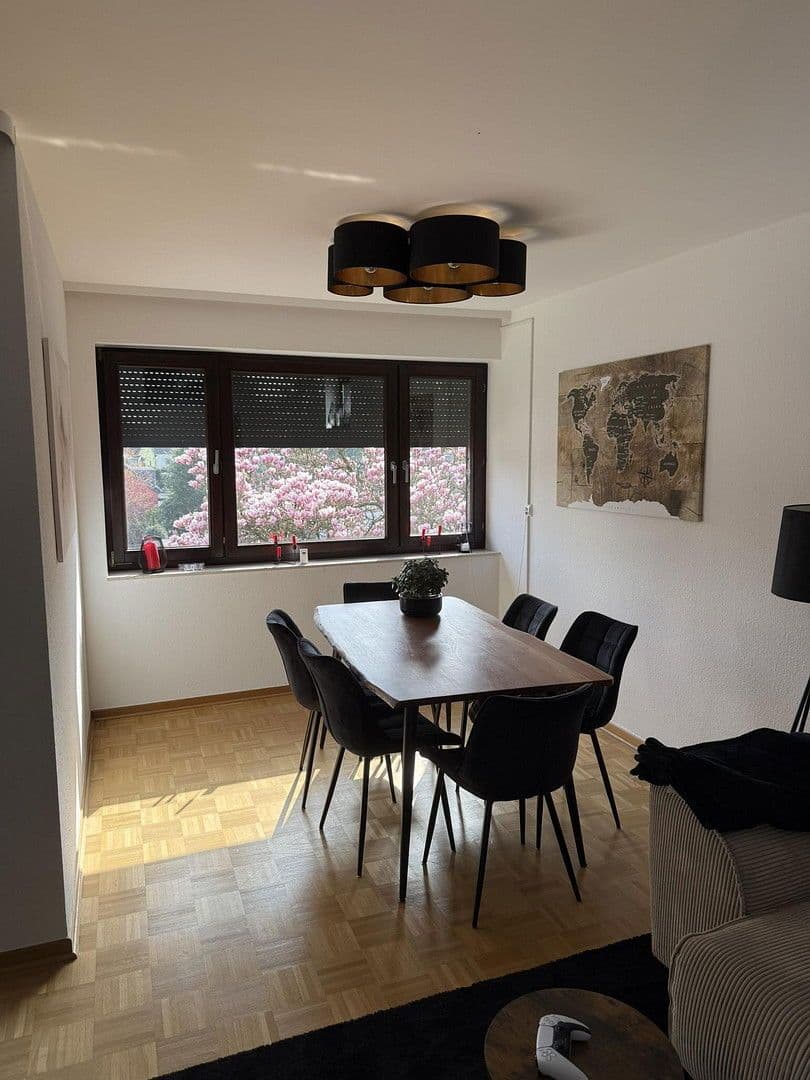 Pronájem bytu 2+1 65 m², Hagdornstr. 62, Hilden, Severní Porýní-Vestfálsko Pronájem bytu 2+1 65 m², Hagdornstr. 62, Hilden, Severní Porýní-Vestfálsko