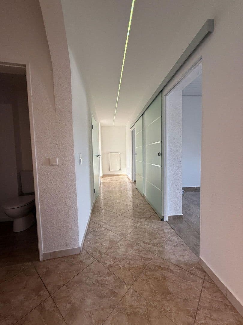 Pronájem bytu 3+kk 80 m², Altstadtstraße 25, Leverkusen, Severní Porýní-Vestfálsko Pronájem bytu 3+kk 80 m², Altstadtstraße 25, Leverkusen, Severní Porýní-Vestfálsko