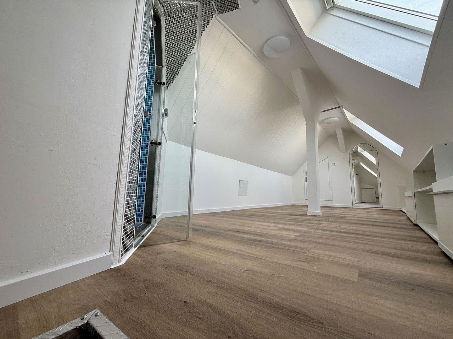 Pronájem bytu 3+kk 80 m², Altstadtstraße 25, Leverkusen, Severní Porýní-Vestfálsko Pronájem bytu 3+kk 80 m², Altstadtstraße 25, Leverkusen, Severní Porýní-Vestfálsko