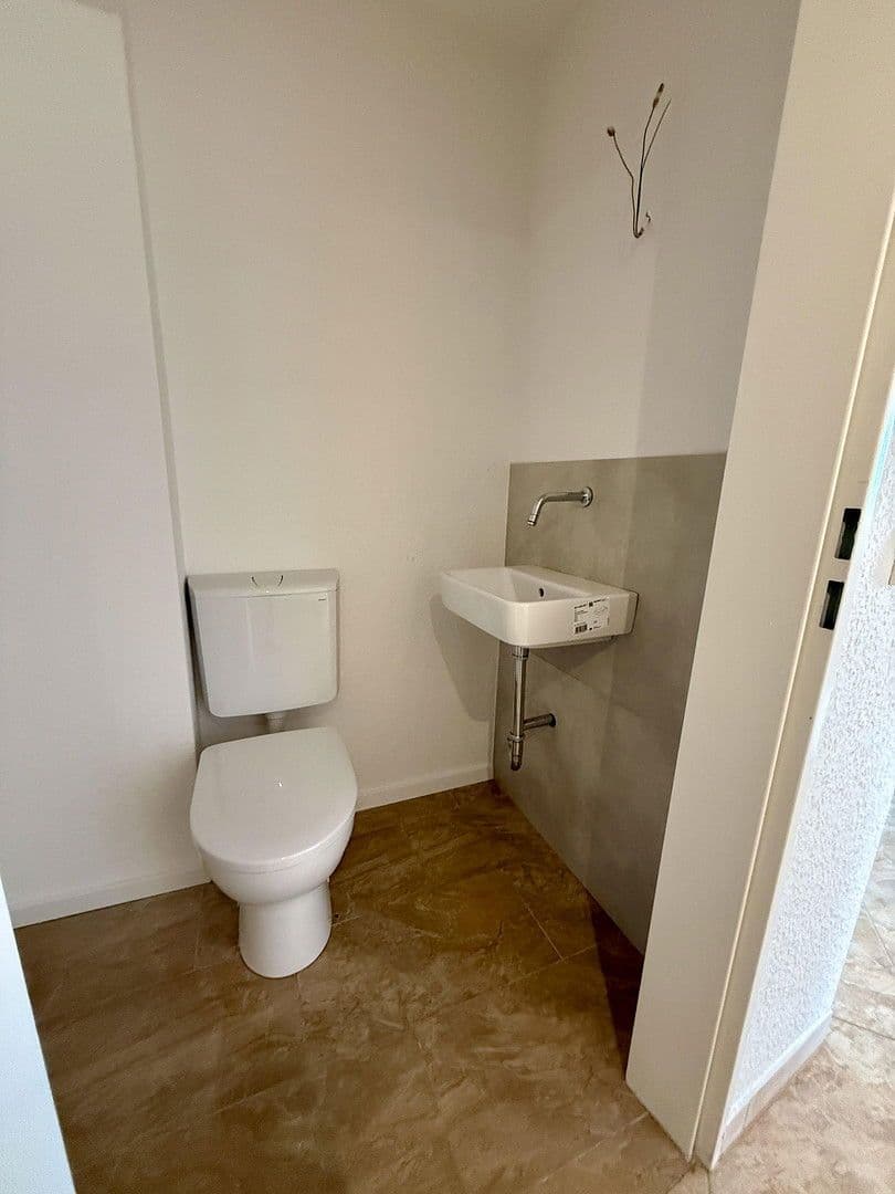 Pronájem bytu 3+kk 80 m², Altstadtstraße 25, Leverkusen, Severní Porýní-Vestfálsko Pronájem bytu 3+kk 80 m², Altstadtstraße 25, Leverkusen, Severní Porýní-Vestfálsko