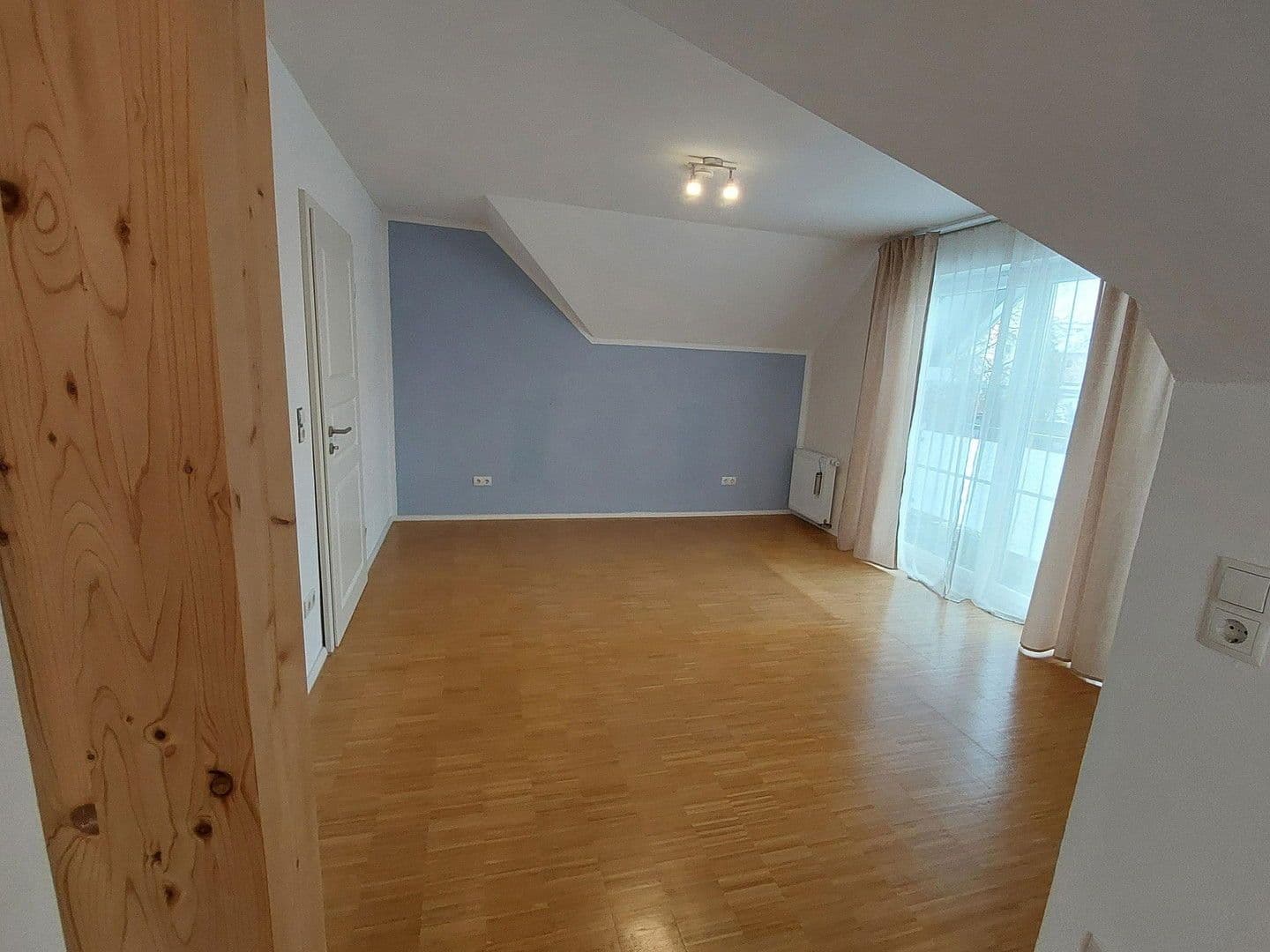 Prodej domu 179 m², pozemek 724 m², Reckendorf, Bavorsko Prodej domu 179 m², pozemek 724 m², Reckendorf, Bavorsko