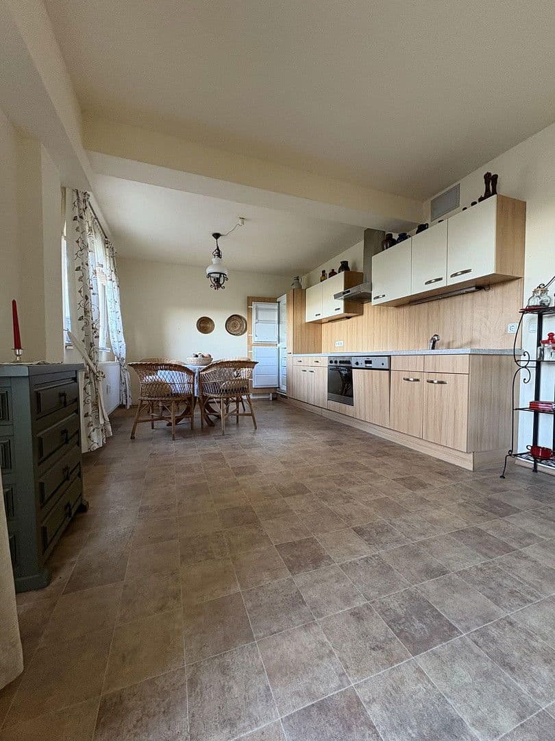 Pronájem bytu 3+1 98 m², Ermreus 28, Kunreuth, Bavorsko Pronájem bytu 3+1 98 m², Ermreus 28, Kunreuth, Bavorsko