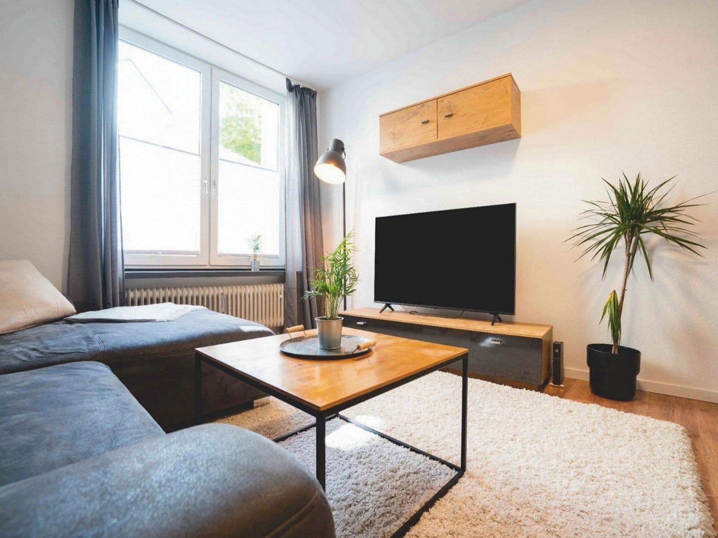 Pronájem bytu 2+1 69 m², Augsburg, Bavorsko Pronájem bytu 2+1 69 m², Augsburg, Bavorsko