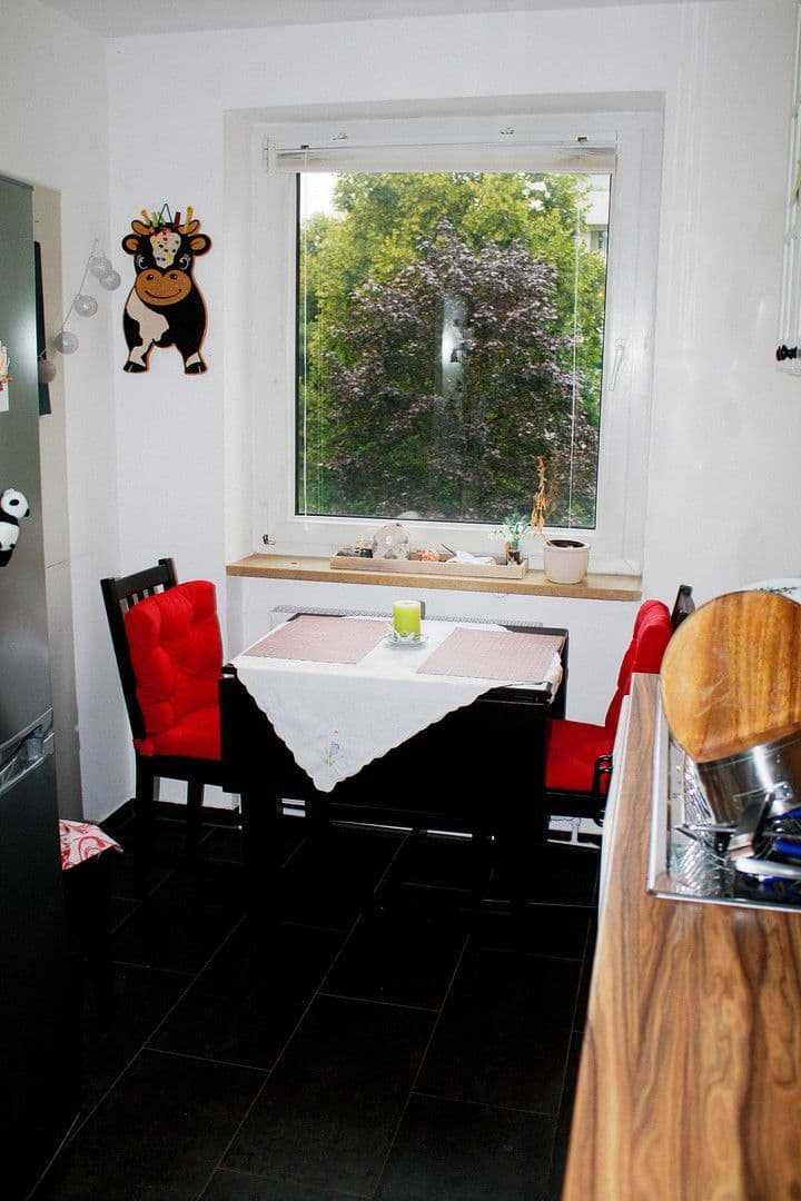 Prodej bytu 2+1 58 m², Engadinerstr. 32, München, Bavorsko Prodej bytu 2+1 58 m², Engadinerstr. 32, München, Bavorsko