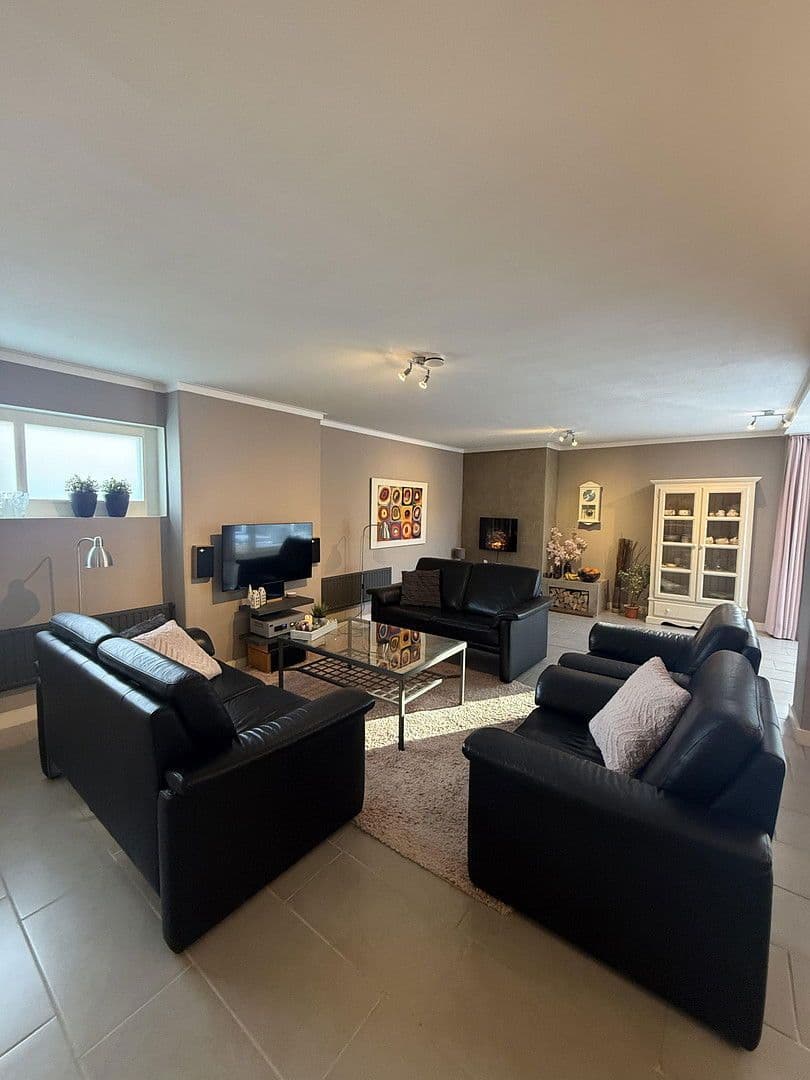 Prodej domu 150 m², pozemek 569 m², Rheine, Severní Porýní-Vestfálsko Prodej domu 150 m², pozemek 569 m², Rheine, Severní Porýní-Vestfálsko