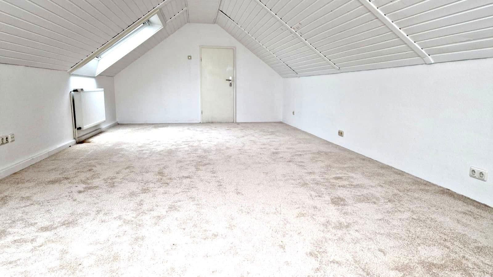 Pronájem domu 189 m², pozemek 189 m², Bottrop, Severní Porýní-Vestfálsko Pronájem domu 189 m², pozemek 189 m², Bottrop, Severní Porýní-Vestfálsko