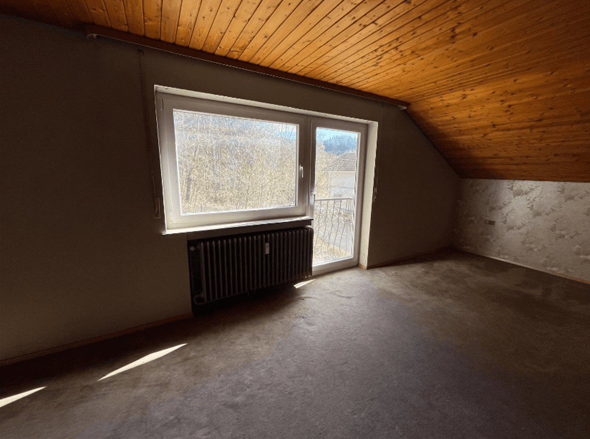 Prodej domu 240 m², pozemek 910 m², Kapellenweg 13, Deißlingen, Bádensko-Württembersko Prodej domu 240 m², pozemek 910 m², Kapellenweg 13, Deißlingen, Bádensko-Württembersko