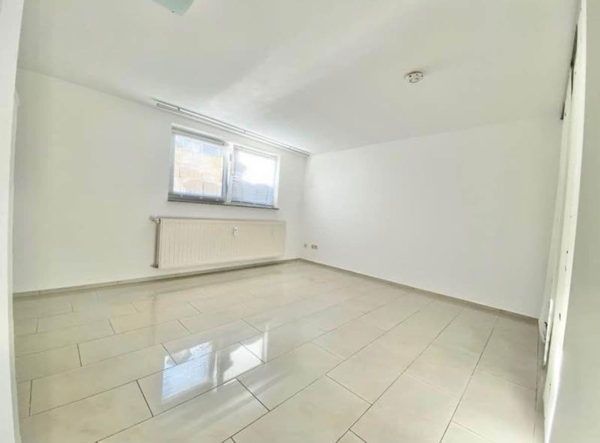 Pronájem bytu 1+1 25 m², Bruchköbel, Hessen Pronájem bytu 1+1 25 m², Bruchköbel, Hessen