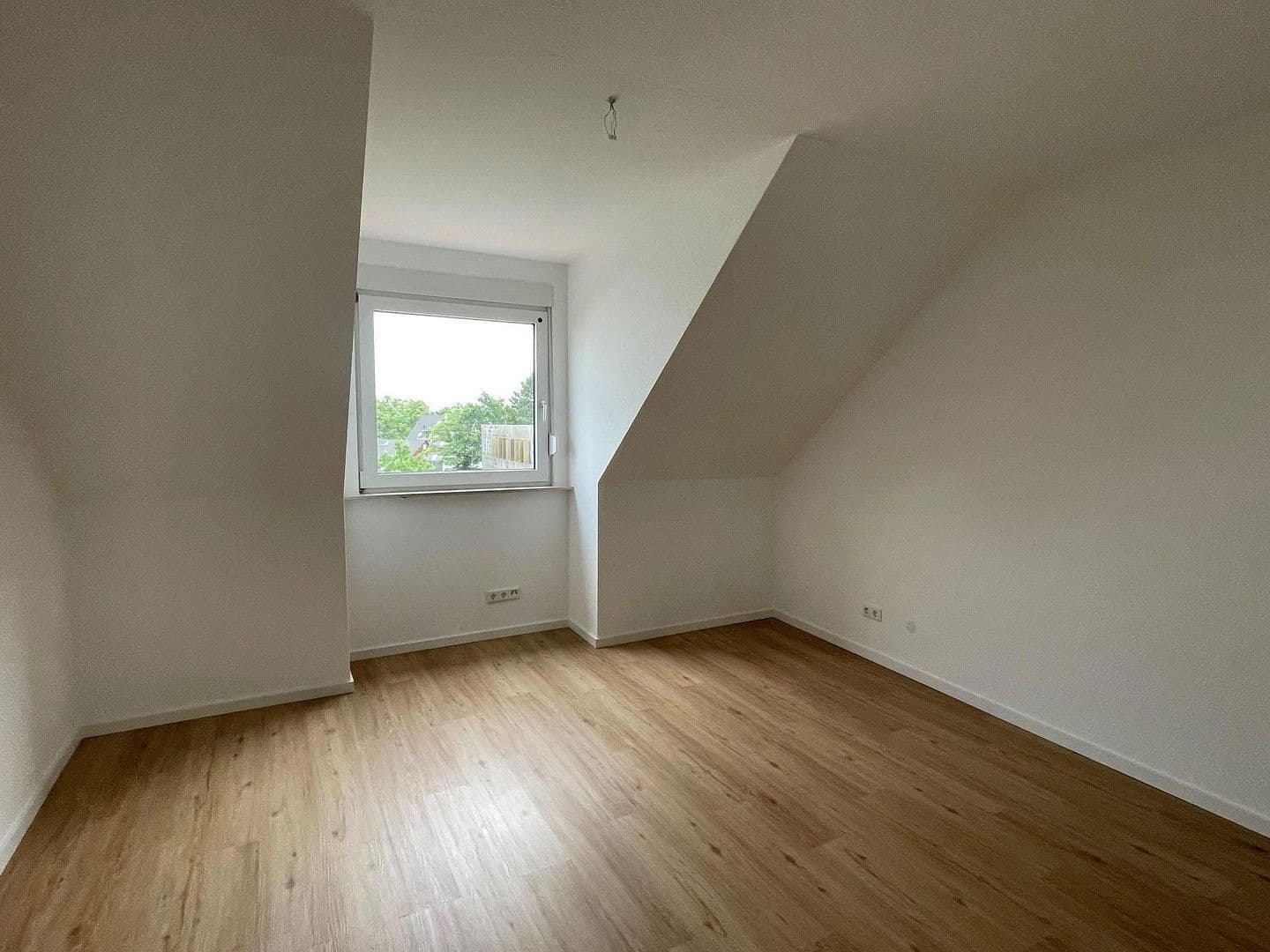 Pronájem bytu 2+1 59 m², Jaupstr. 1-13, Darmstadt, Hessen Pronájem bytu 2+1 59 m², Jaupstr. 1-13, Darmstadt, Hessen