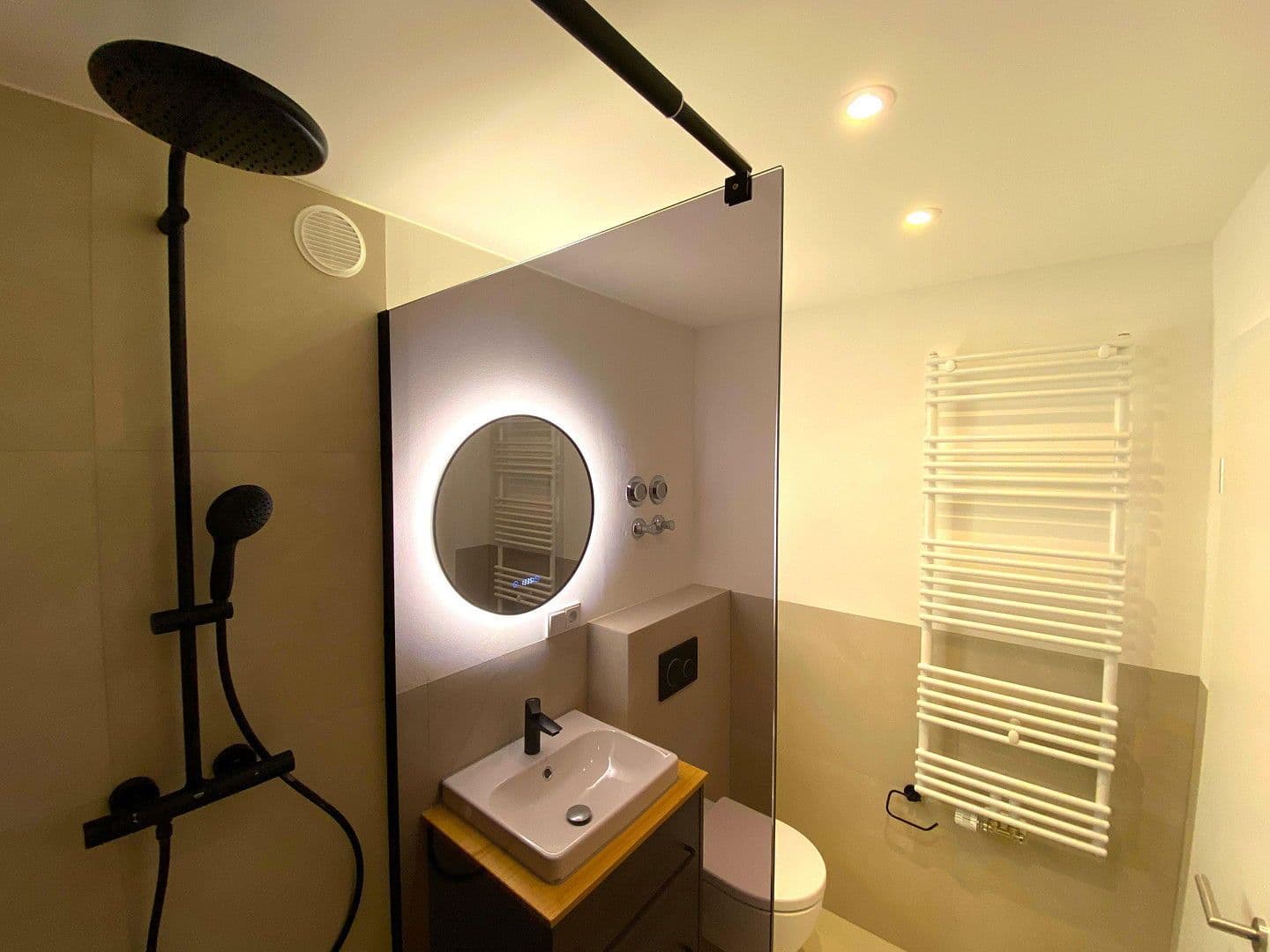 Prodej bytu 2+1 68 m², München, Bavorsko Prodej bytu 2+1 68 m², München, Bavorsko