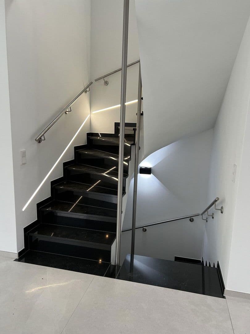 Prodej domu 170 m², pozemek 486 m², Bad Kreuznach, Porýní-Falc Prodej domu 170 m², pozemek 486 m², Bad Kreuznach, Porýní-Falc