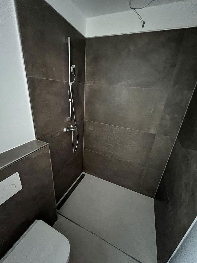 Prodej domu 170 m², pozemek 486 m², Bad Kreuznach, Porýní-Falc Prodej domu 170 m², pozemek 486 m², Bad Kreuznach, Porýní-Falc