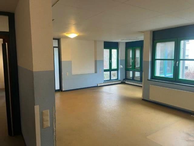 Pronájem kanceláře 358 m², Andreas-Bräm-Str. 68, Neukirchen-Vluyn, Severní Porýní-Vestfálsko Pronájem kanceláře 358 m², Andreas-Bräm-Str. 68, Neukirchen-Vluyn, Severní Porýní-Vestfálsko