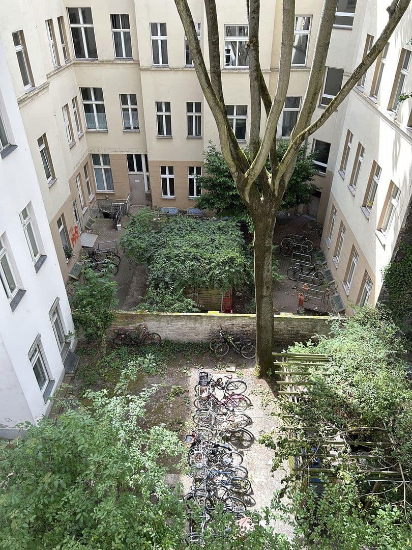 Prodej bytu 1+1 40 m², Kopenhagener Strasse 23, Berlin, Berlín Prodej bytu 1+1 40 m², Kopenhagener Strasse 23, Berlin, Berlín