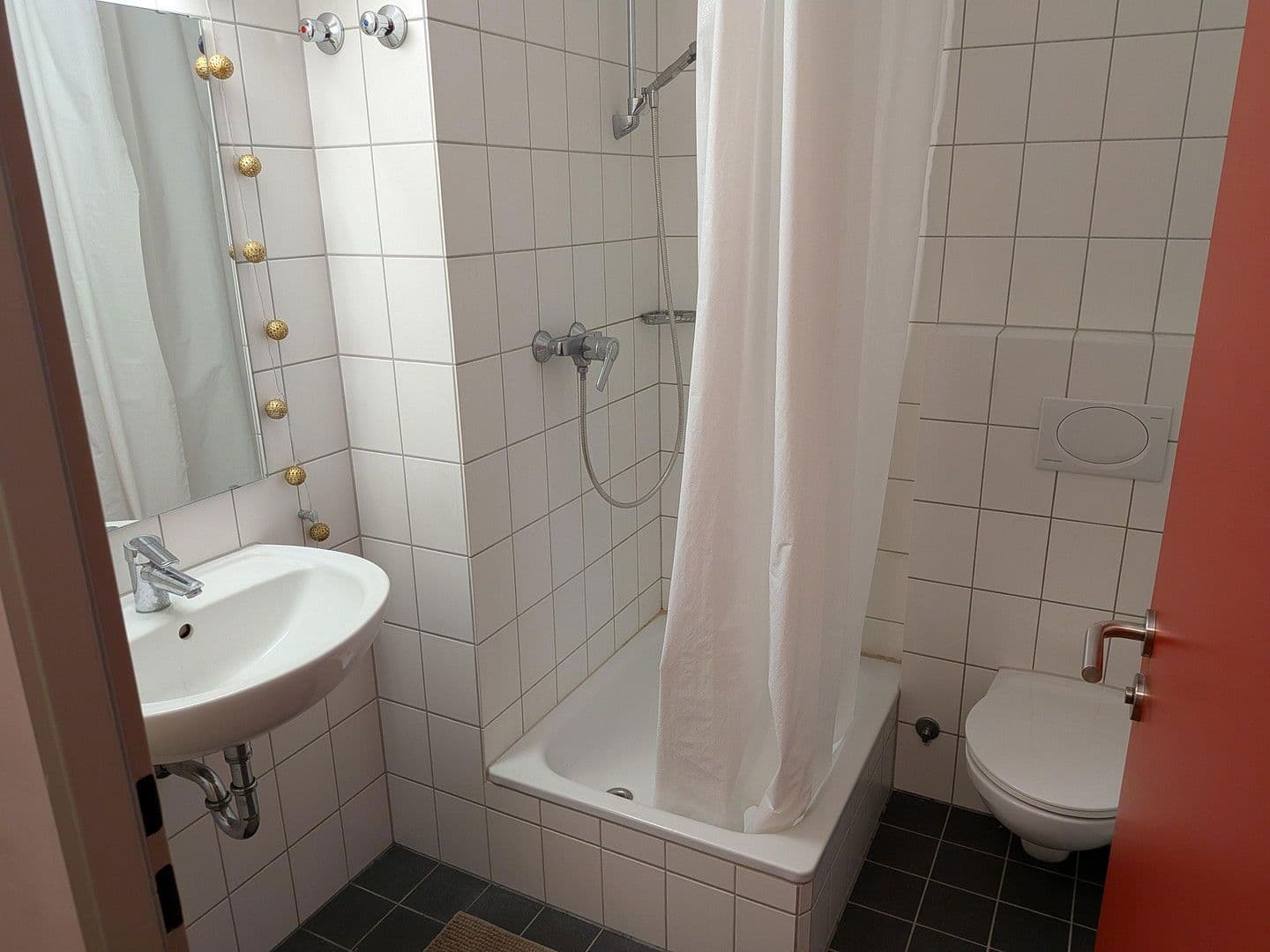 Pronájem bytu 1+kk 28 m², Virchowstraße 30, Ulm, Bádensko-Württembersko Pronájem bytu 1+kk 28 m², Virchowstraße 30, Ulm, Bádensko-Württembersko