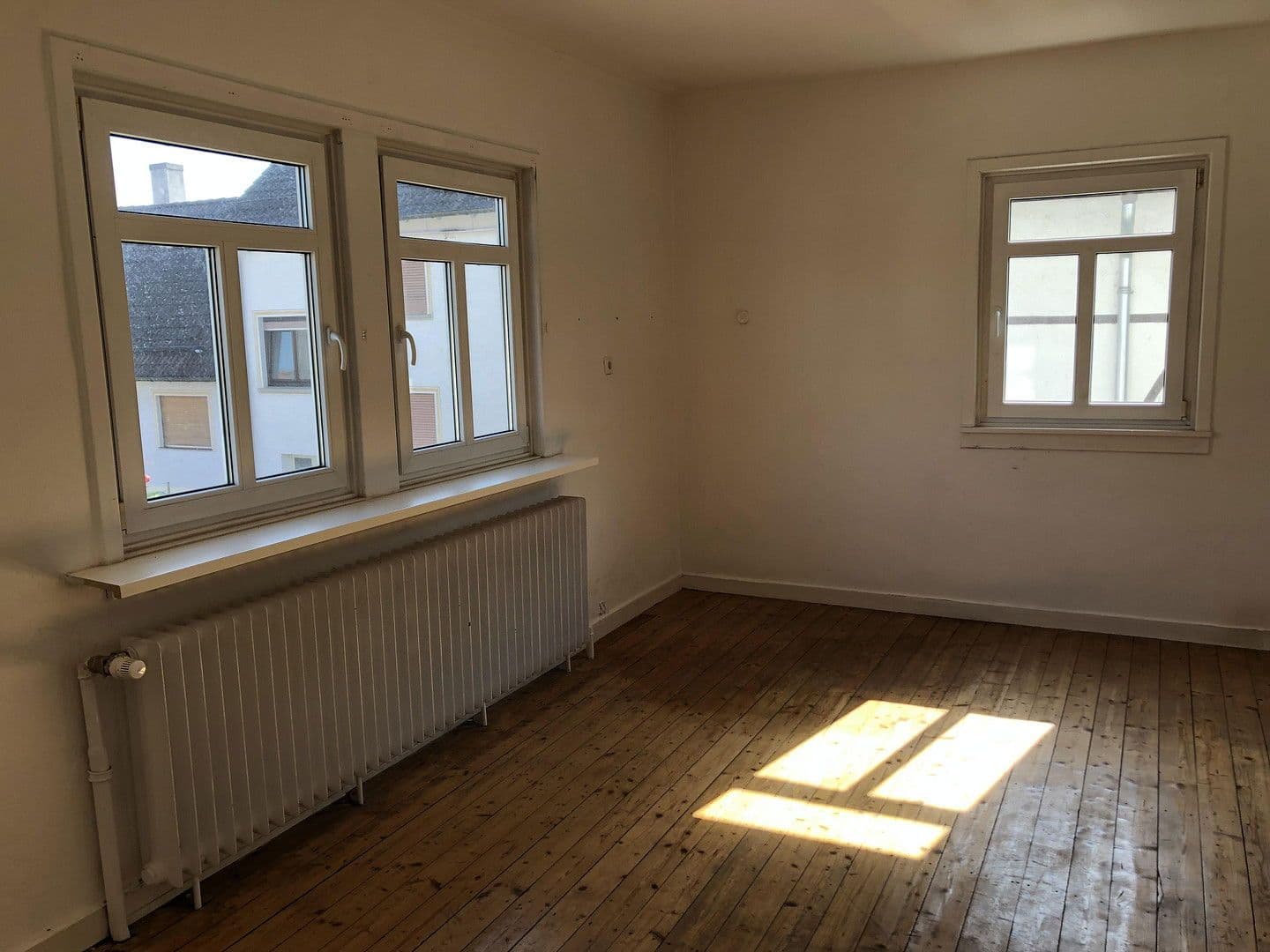 Pronájem bytu 3+1 106 m², Fränkisch-Crumbach, Hessen Pronájem bytu 3+1 106 m², Fränkisch-Crumbach, Hessen