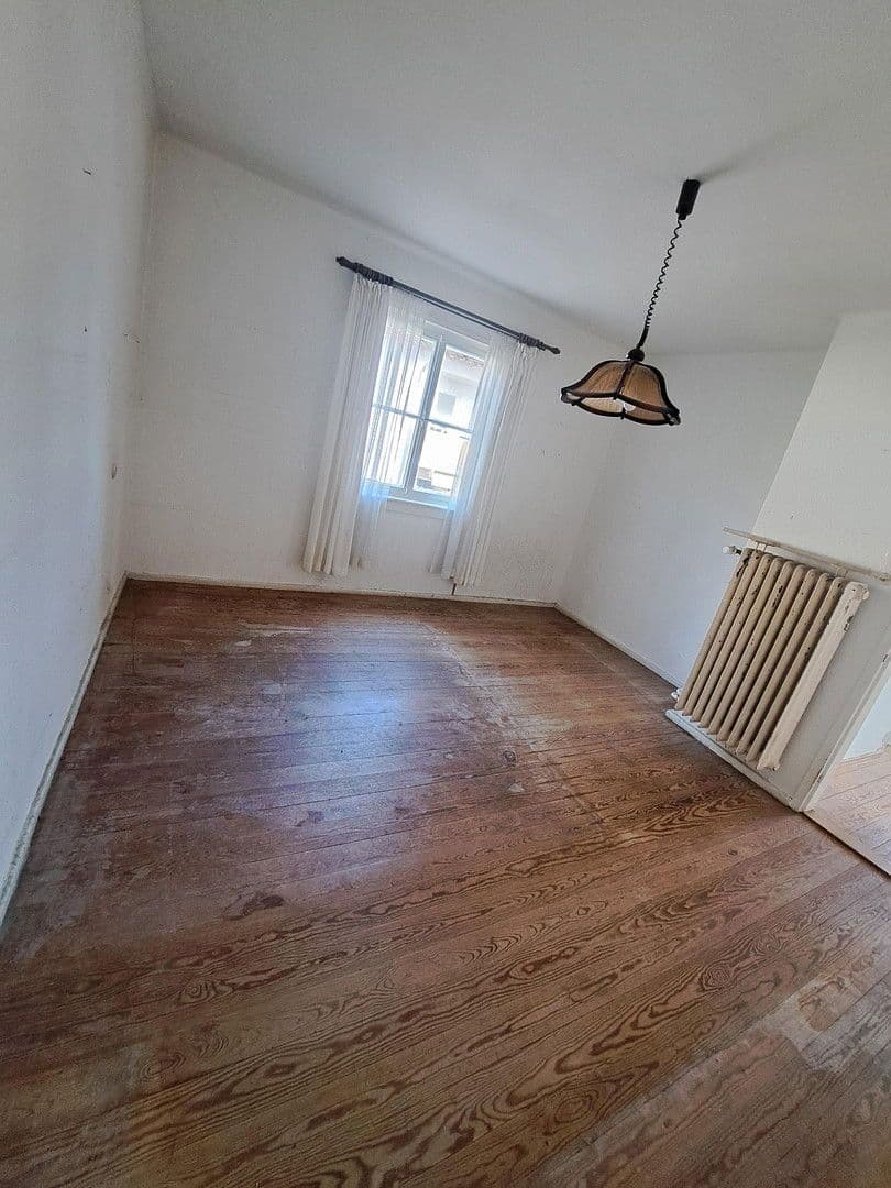 Prodej domu 120 m², pozemek 544 m², Lateinschulgasse 2, Grünstadt, Porýní-Falc Prodej domu 120 m², pozemek 544 m², Lateinschulgasse 2, Grünstadt, Porýní-Falc