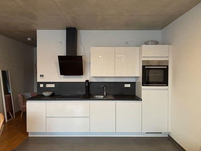 Pronájem bytu 2+1 55 m², Herzogstraße 79a, Düsseldorf, Severní Porýní-Vestfálsko Pronájem bytu 2+1 55 m², Herzogstraße 79a, Düsseldorf, Severní Porýní-Vestfálsko