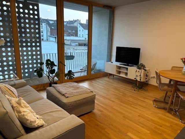 Pronájem bytu 2+1 55 m², Herzogstraße 79a, Düsseldorf, Severní Porýní-Vestfálsko Pronájem bytu 2+1 55 m², Herzogstraße 79a, Düsseldorf, Severní Porýní-Vestfálsko